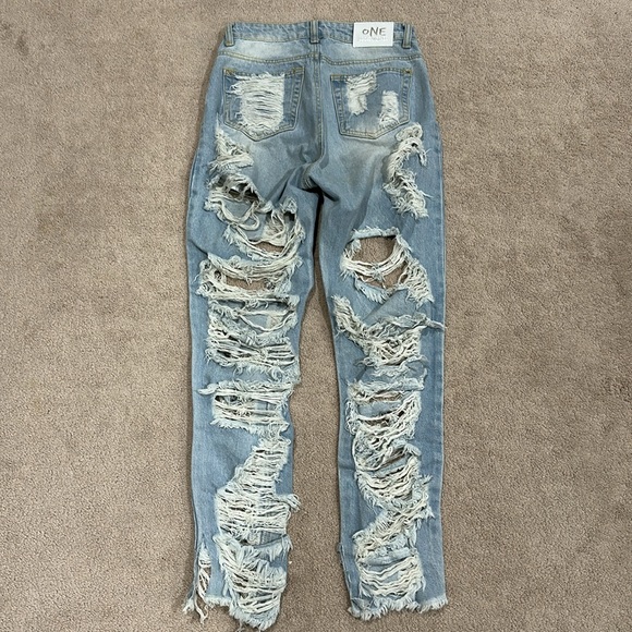 One Above Another Mom Jeans With Extreme Rips - Picture 3 of 4